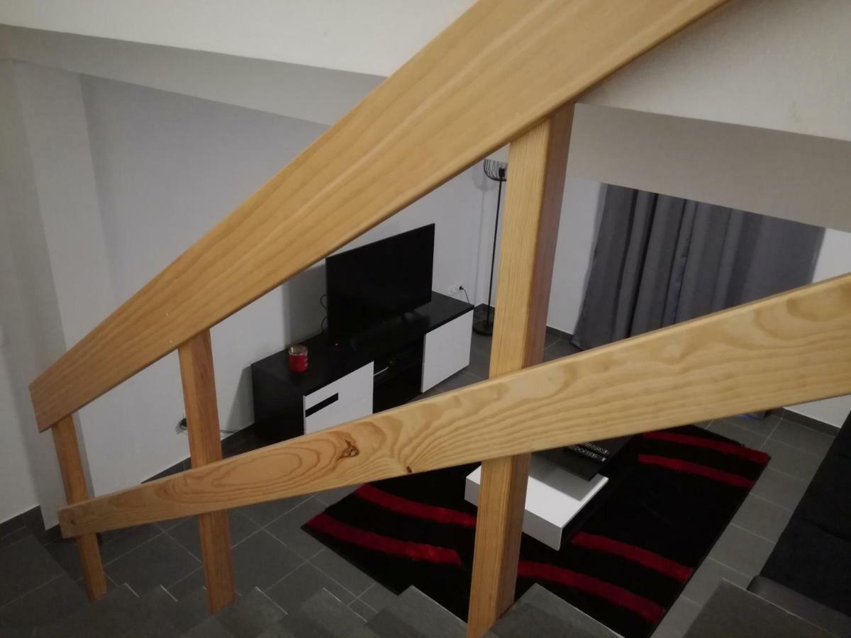 Melo'S Place مادالينا المظهر الخارجي الصورة